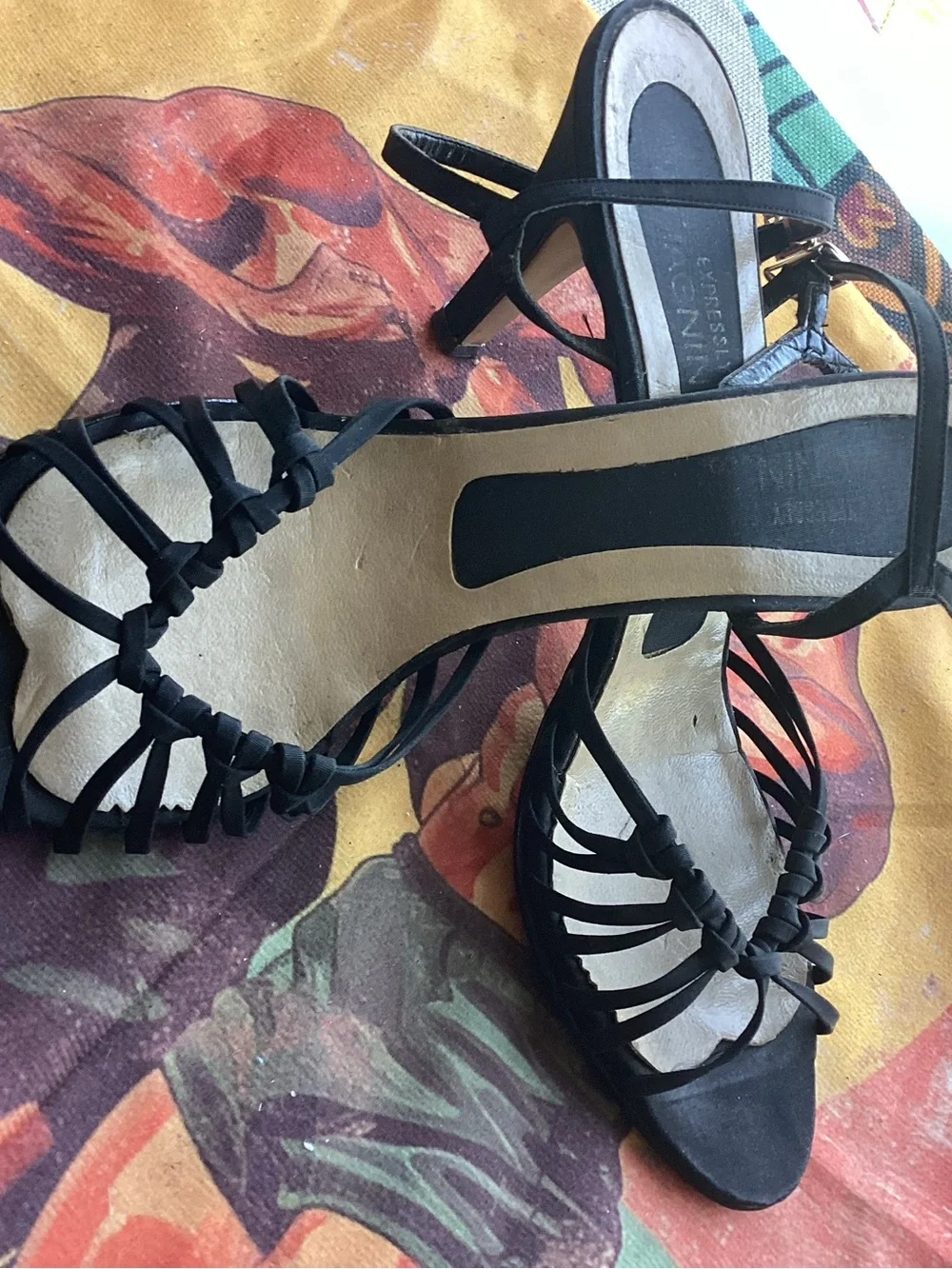 Vintage I.Magnin  strapped heel